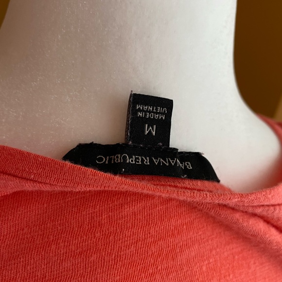 Coral peplum top BR - Picture 3 of 4